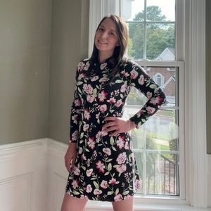 NWT J. Jill Size 4 Petite Dark Floral Long Sleeve A-Line Fit & Flare Dress